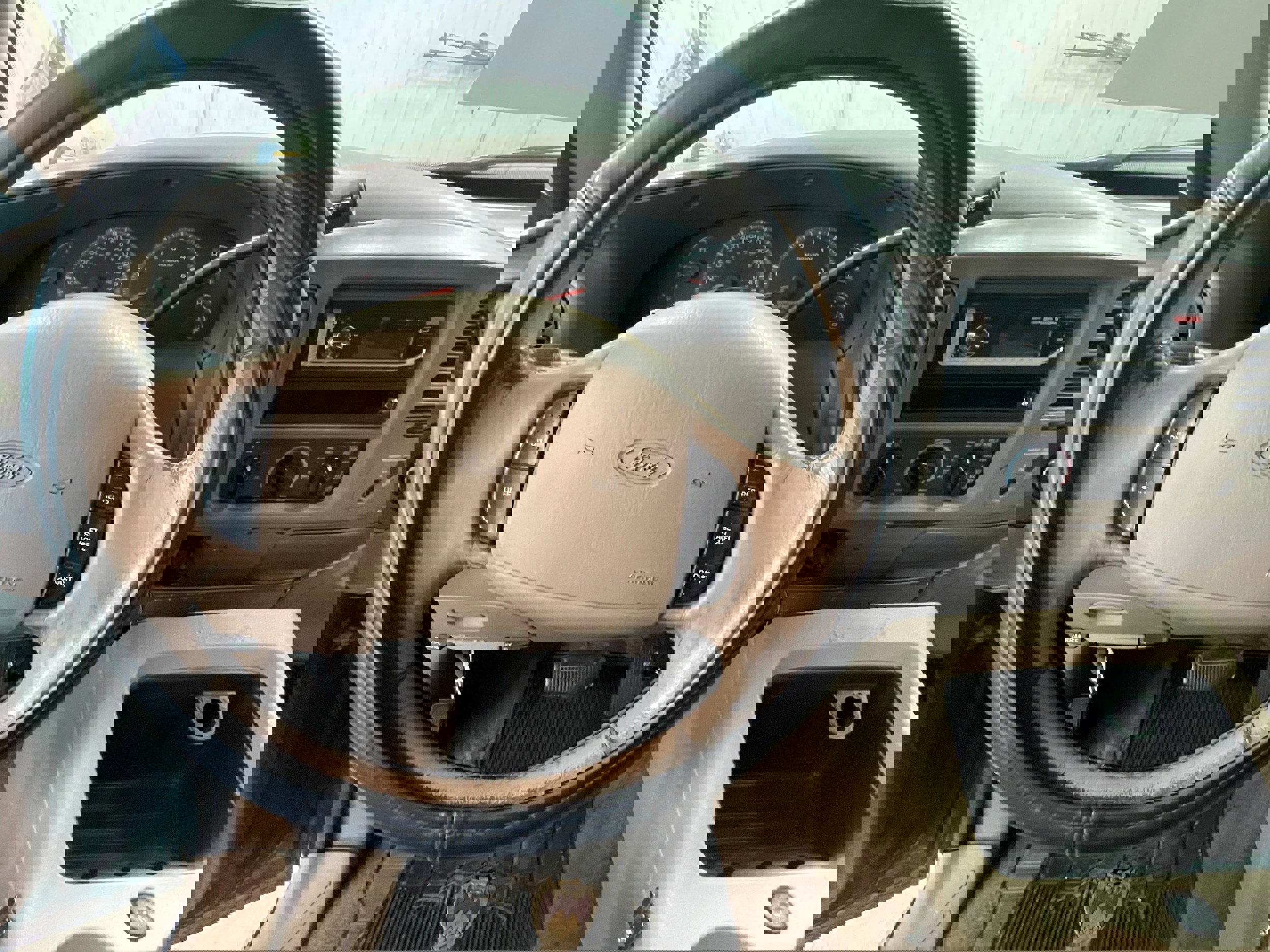 Used 1999 Ford F150 XLT image 14