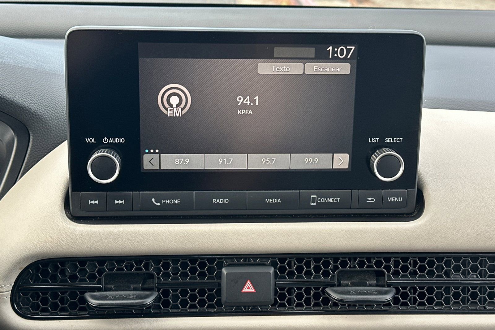 Certified 2024 Honda HR-V LX image 21