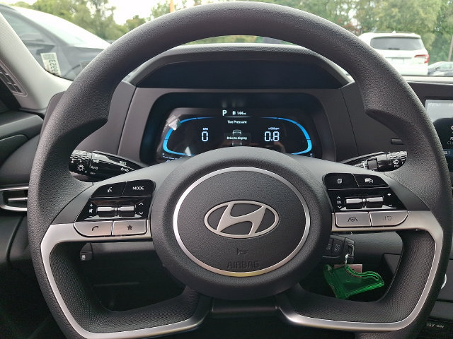 New 2026 Hyundai Elantra SE FWD image 14