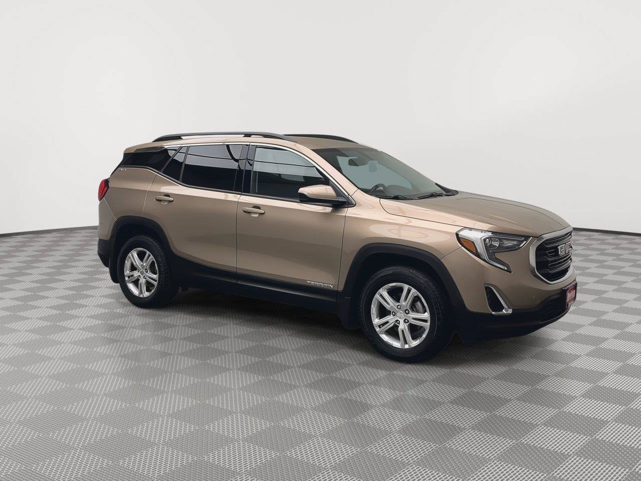 Used 2018 GMC Terrain SLE w/ Driver Convenience Package AWD/4WD image 40