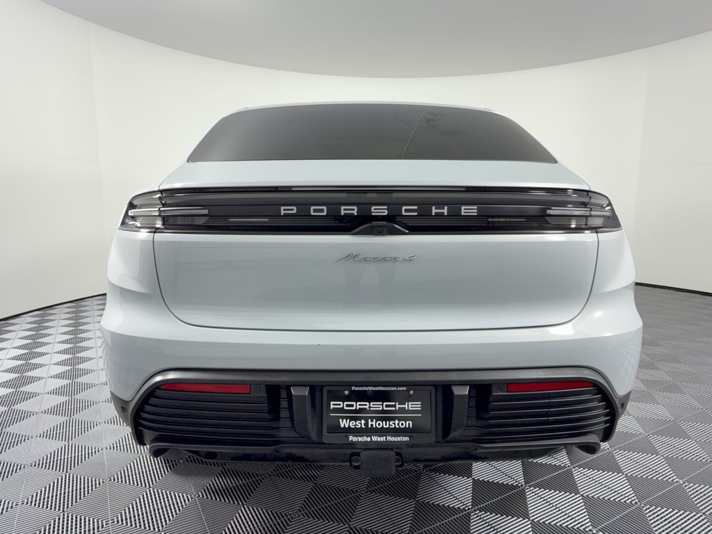 Certified 2024 Porsche Macan 4 Electric AWD/4WD image 11
