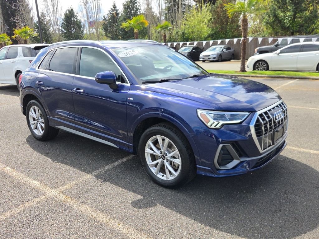 Used 2025 Audi Q3 2.0T Premium AWD/4WD image 8