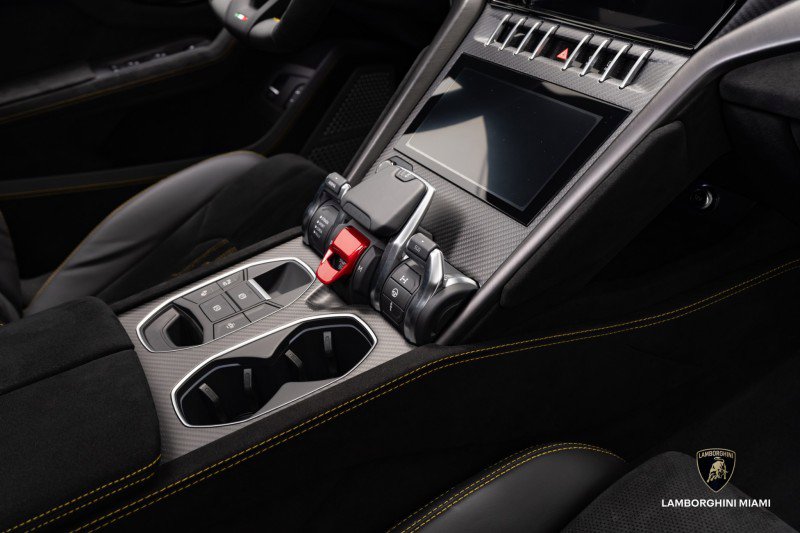 Used 2024 Lamborghini Urus Performante image 62