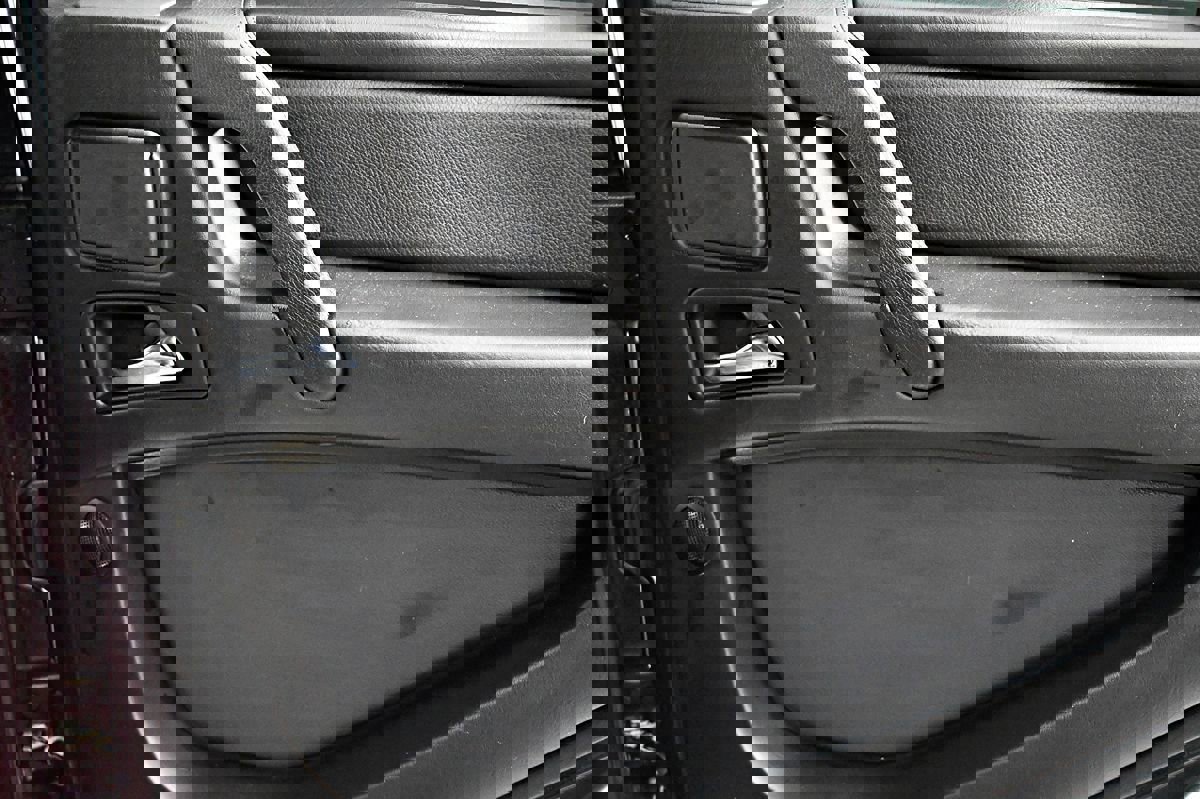 Used 2012 Mercedes-Benz G 550 SUV image 41