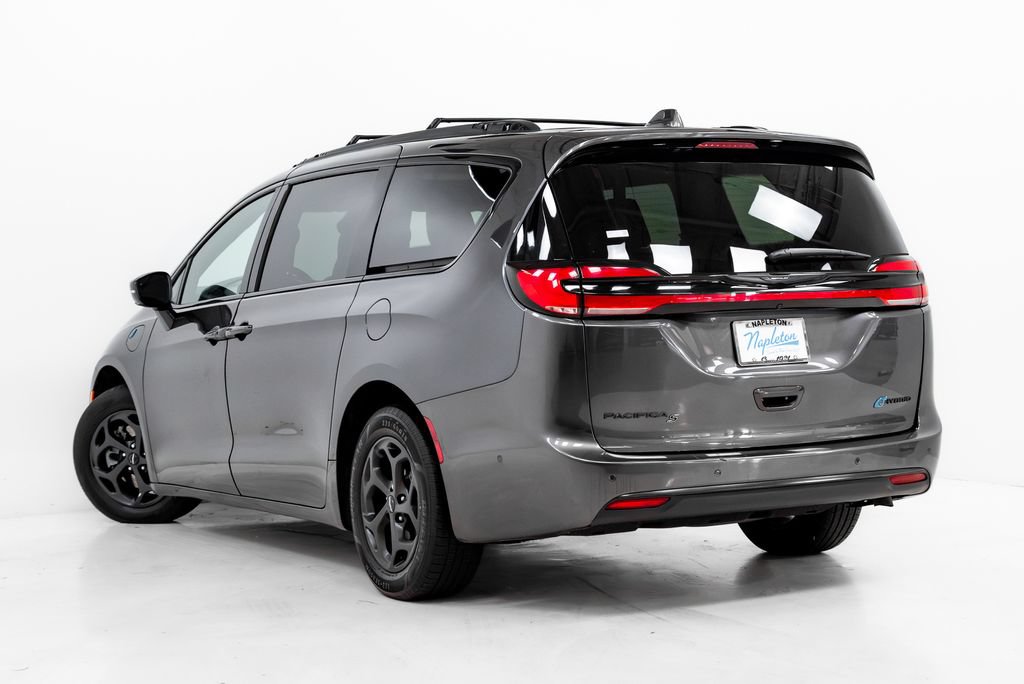 Used 2022 Chrysler Pacifica Limited w/ S Appearance Package FWD image 31