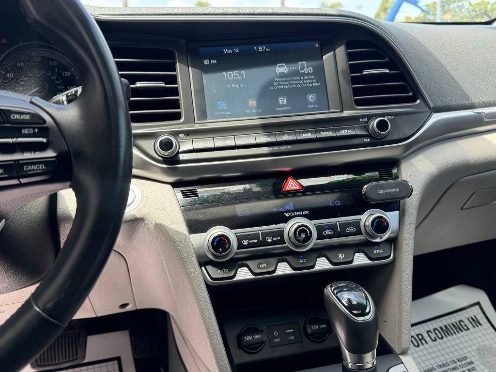 Used 2020 Hyundai Elantra Value Edition w/ Cargo Package (C1) FWD image 17
