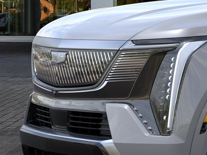 Certified 2026 Cadillac Escalade IQ Luxury 2 w/ LPO, Radiant Package AWD/4WD image 13