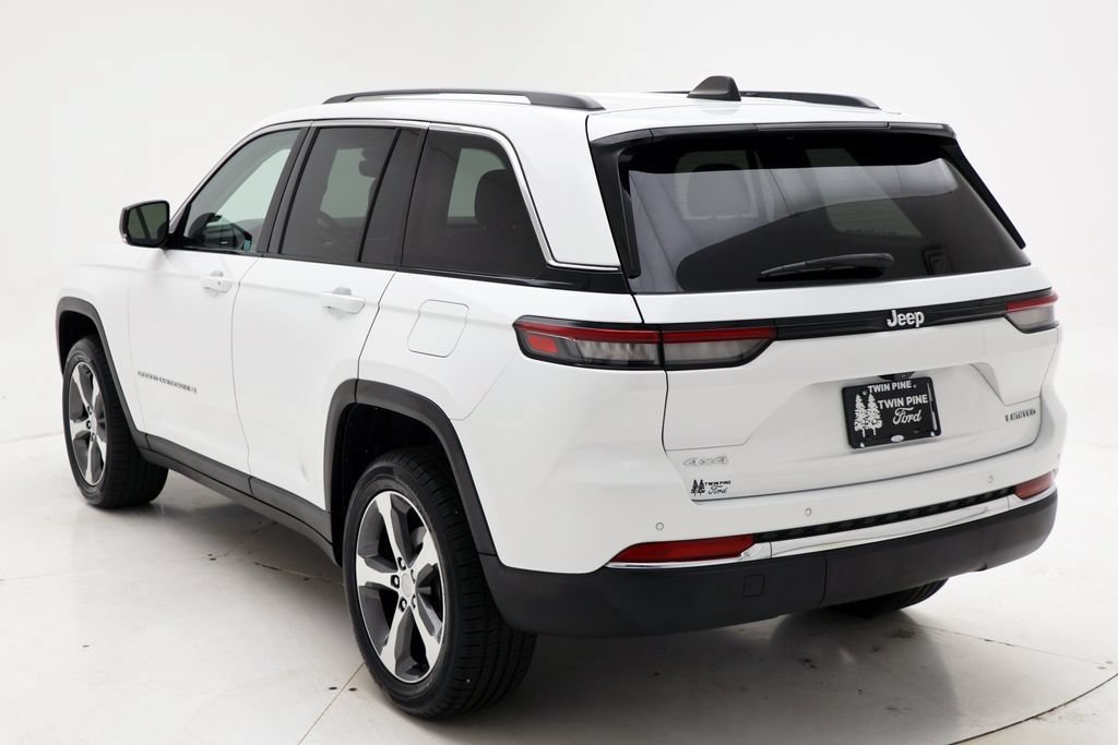 Used 2023 Jeep Grand Cherokee Limited AWD/4WD image 6
