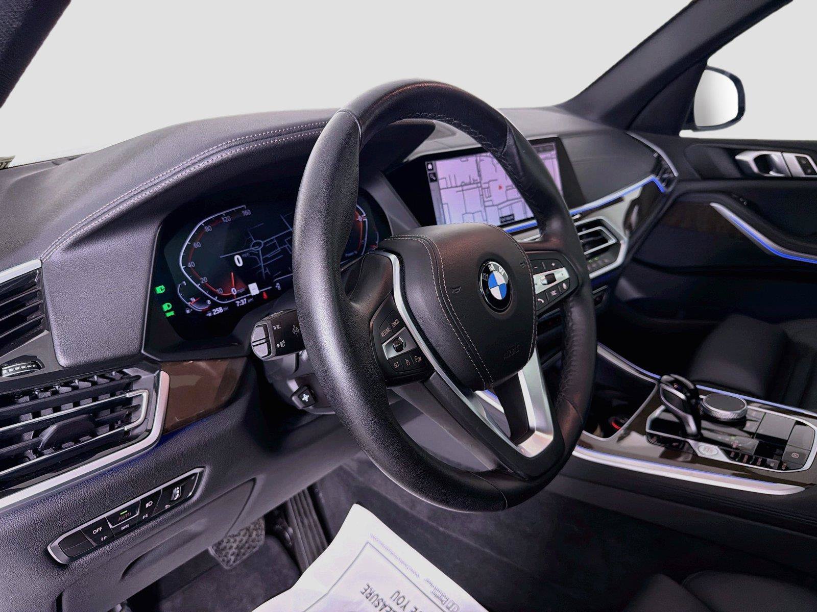 Used 2022 BMW X5 xDrive40i w/ Premium Package AWD/4WD image 10