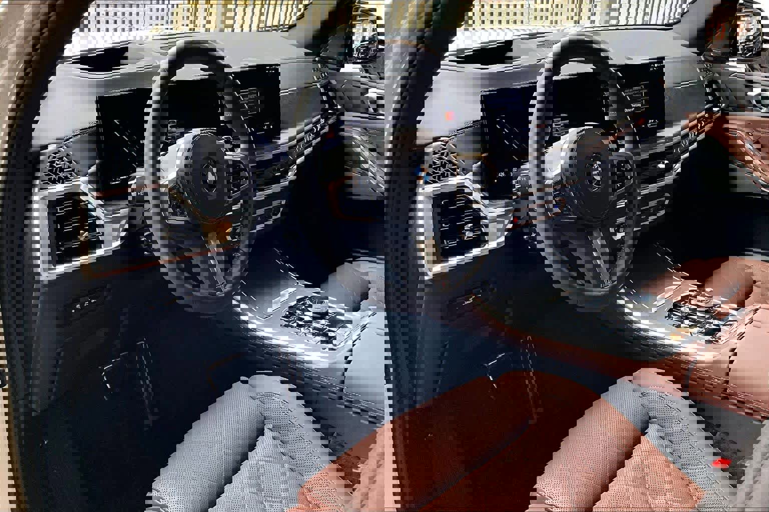 Certified 2025 BMW X5 sDrive40i w/ Executive Package image 17