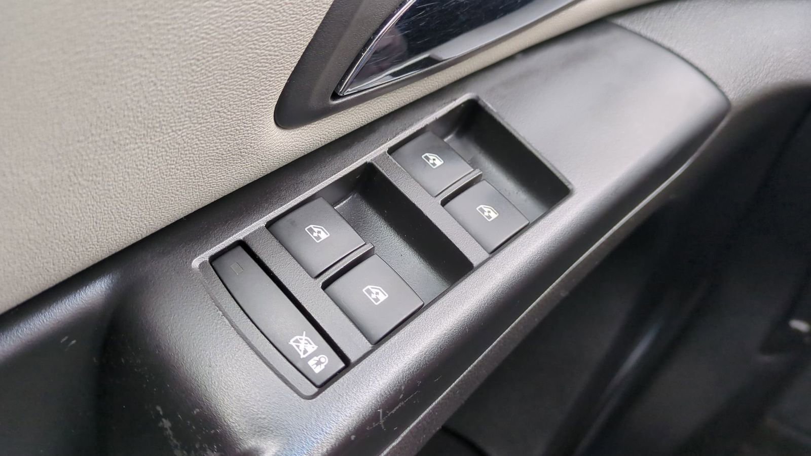 Used 2011 Chevrolet Cruze LS w/ Connectivity Package image 26