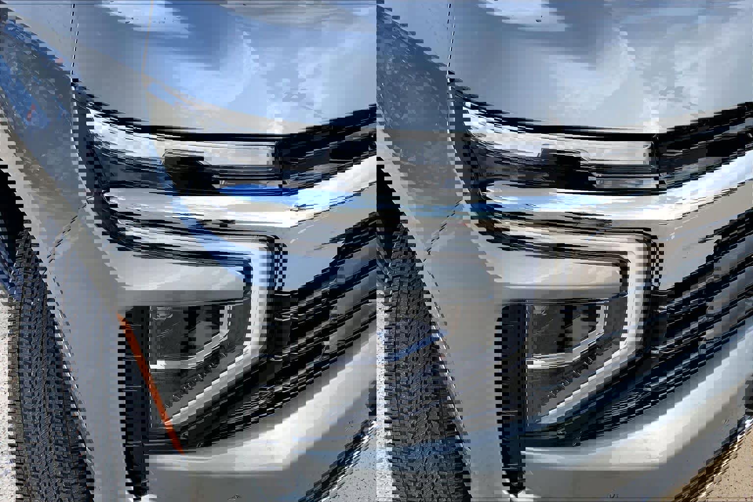 Used 2026 Chevrolet Suburban LS image 30