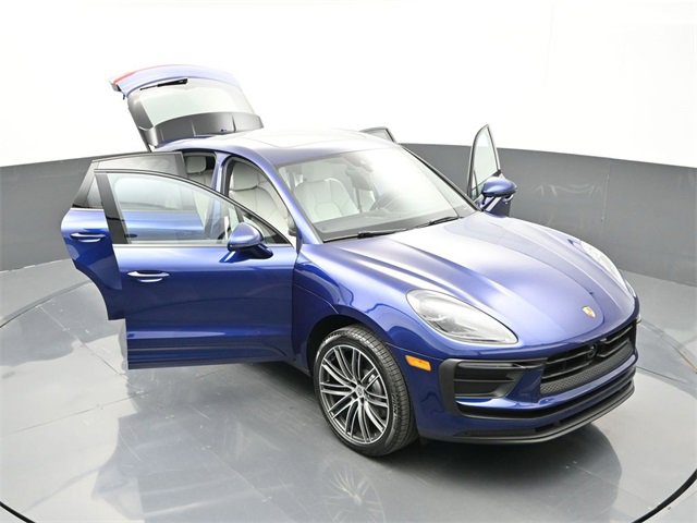 New 2026 Porsche Macan image 34