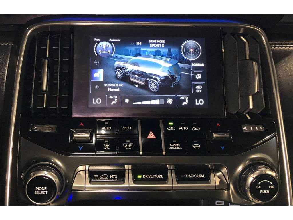 Used 2024 Lexus LX 600 F Sport image 32