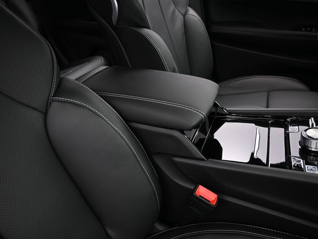 Used 2024 Jeep Grand Cherokee Overland w/ Luxury Tech Group IV image 38