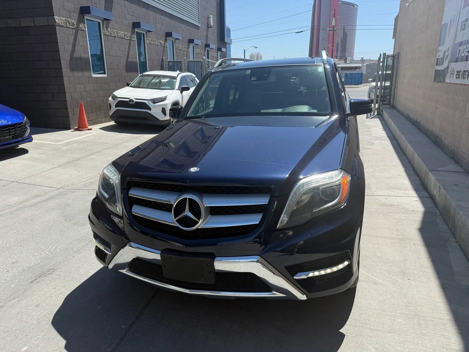 Used 2013 Mercedes-Benz GLK 250 BlueTEC 4MATIC image 9