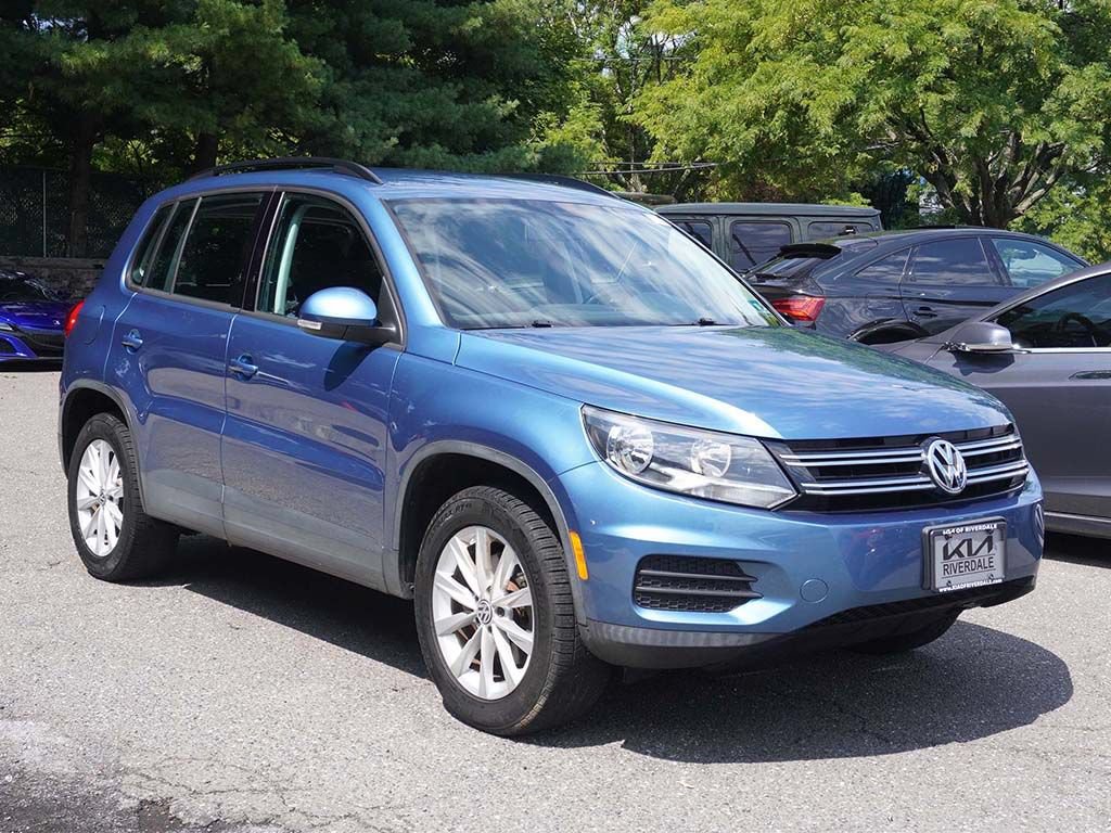 Used 2018 Volkswagen Tiguan Limited w/ Premium Package AWD/4WD image 49