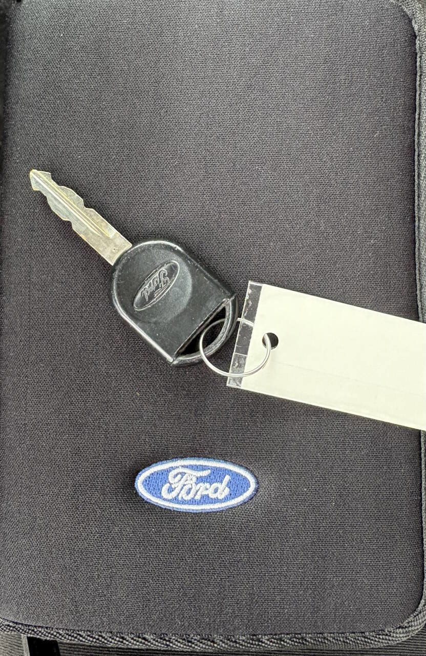 Used 2010 Ford Explorer Sport Trac XLT AWD/4WD image 13