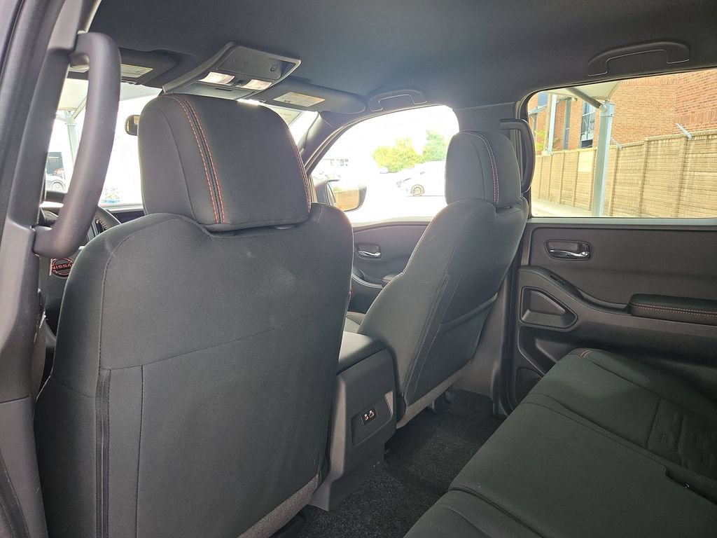 Certified 2025 Nissan Frontier PRO-4X w/ Interior Protection Package AWD/4WD image 32
