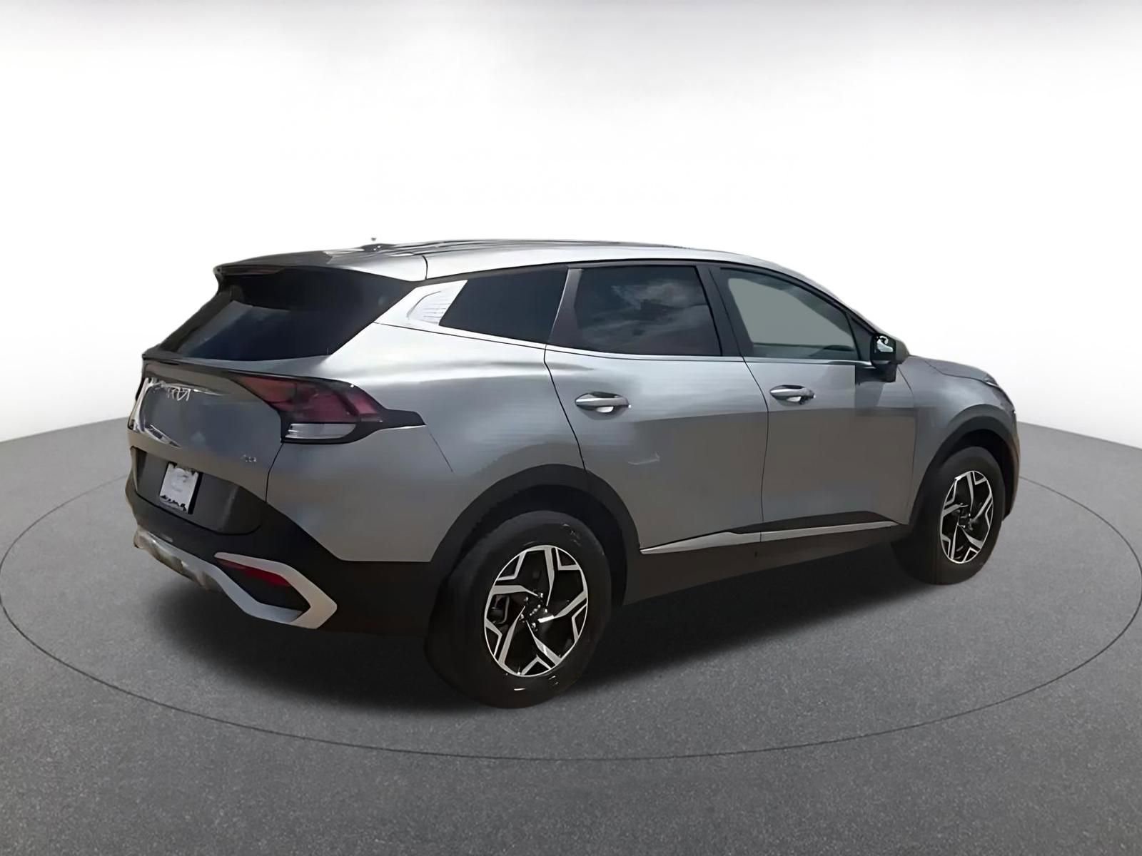 Used 2024 Kia Sportage LX image 15