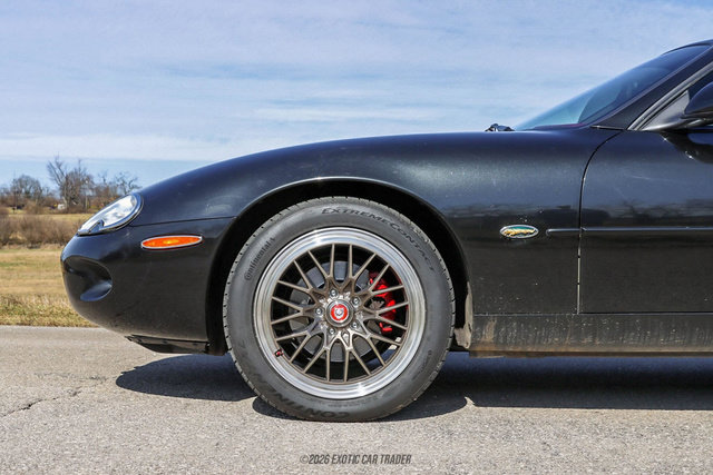 Used 1998 Jaguar XK8 Coupe image 4