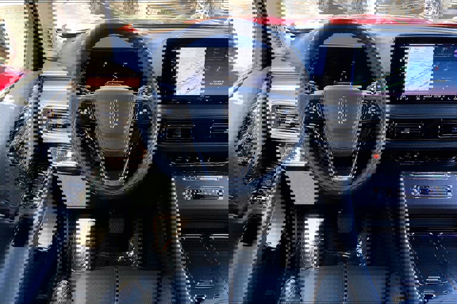 Used 2025 Lincoln Aviator Reserve w/ Equipment Group 201A image 5