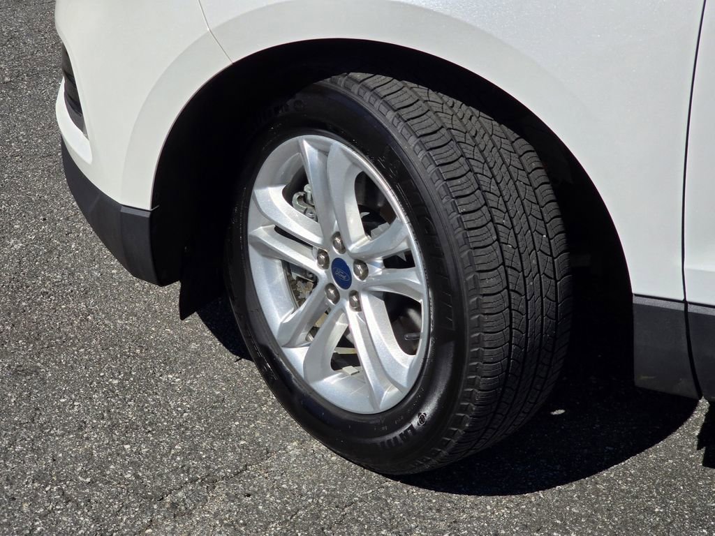 Used 2020 Ford Edge SEL w/ Convenience Package AWD/4WD image 26