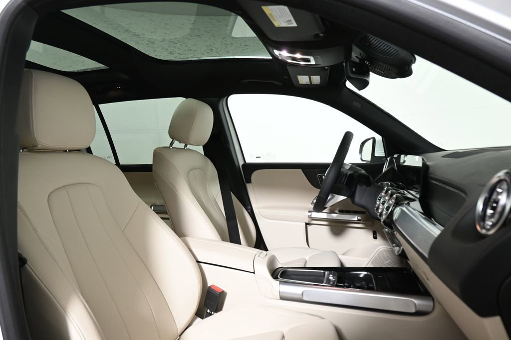 Certified 2026 Mercedes-Benz GLB 250 4MATIC image 26