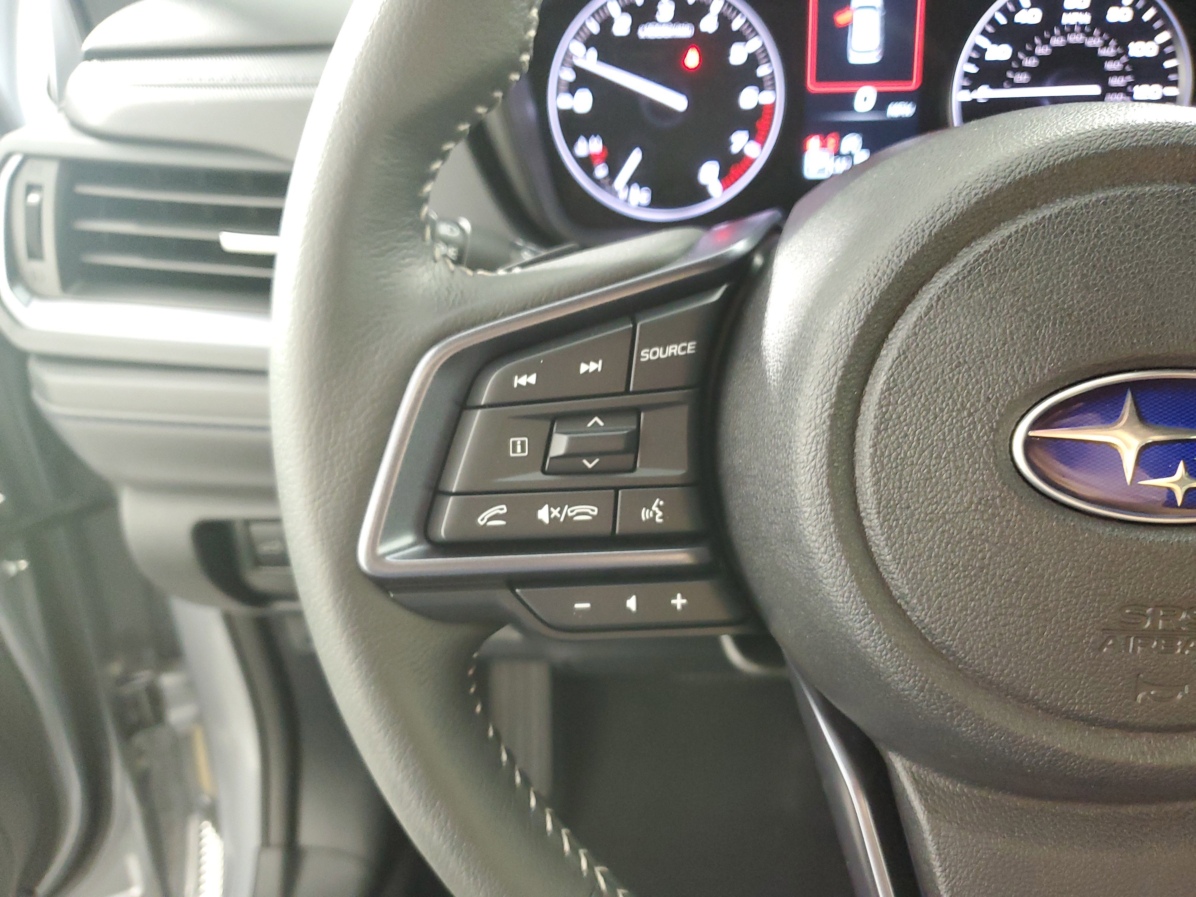 Used 2025 Subaru Forester Limited image 24