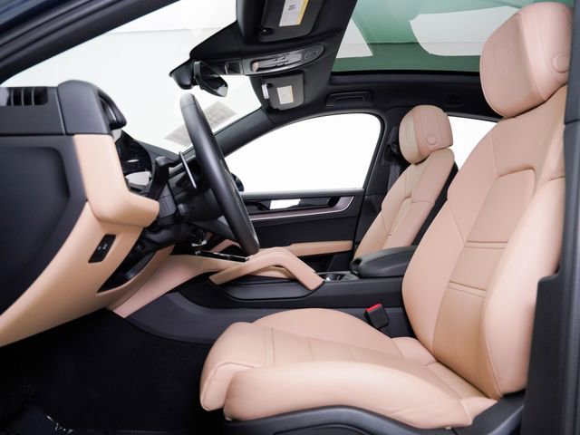 Certified 2025 Porsche Cayenne Coupe AWD/4WD image 7