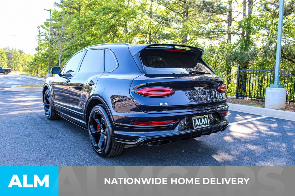 Used 2024 Bentley Bentayga AWD/4WD image 4