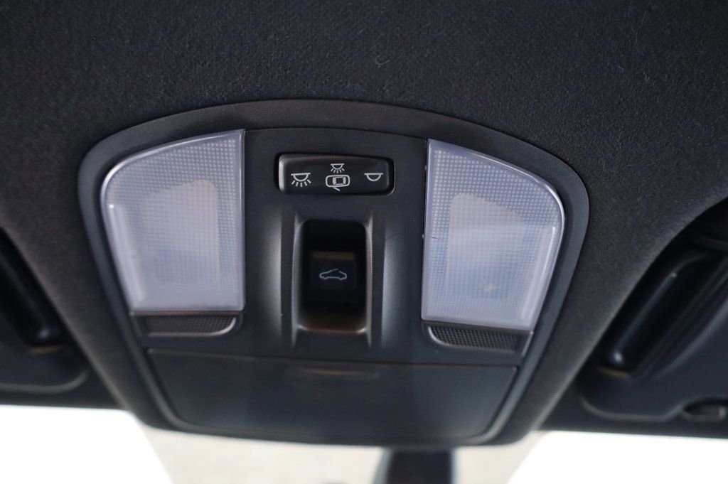 Used 2019 Hyundai Elantra Sport w/ Cargo Package image 31