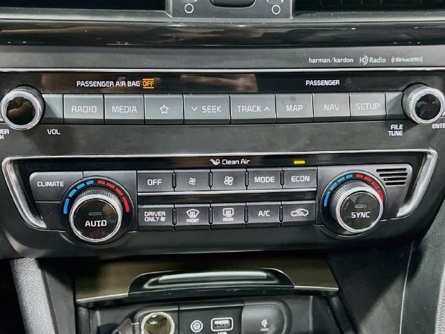Used 2020 Kia Optima EX w/ Technology Package FWD image 16
