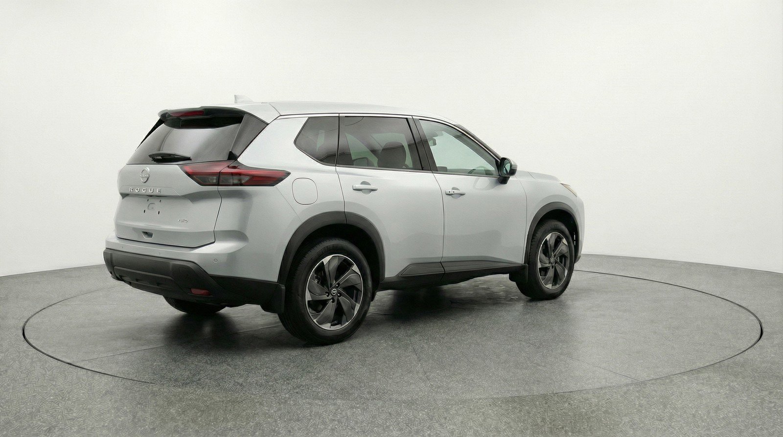 Used 2025 Nissan Rogue SV image 9
