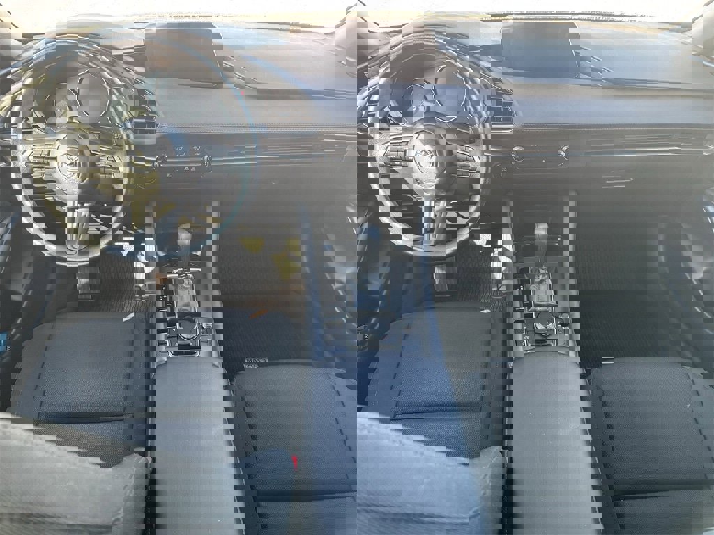 Used 2025 MAZDA MAZDA3 s image 8