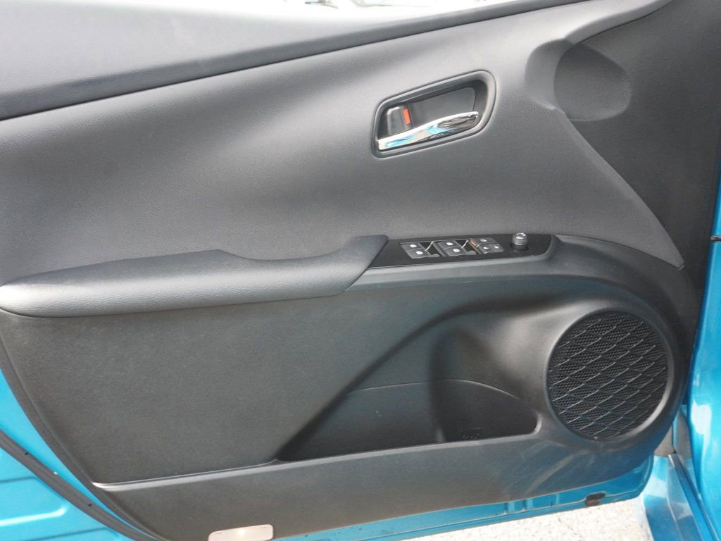 Used 2017 Toyota Prius Prime Plus image 17