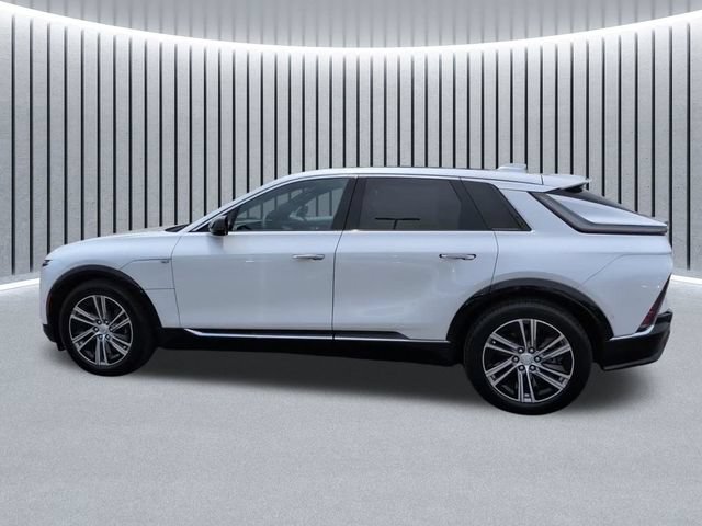 Used 2024 Cadillac Lyriq Luxury AWD/4WD image 10