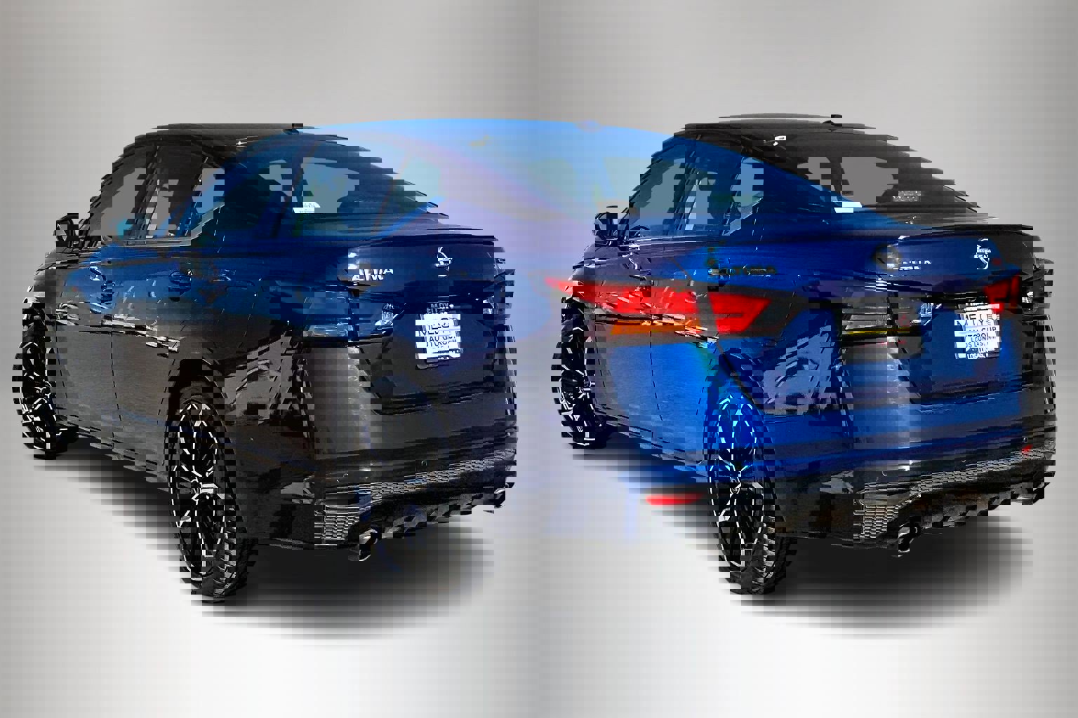 Used 2023 Nissan Altima 2.5 SR image 4