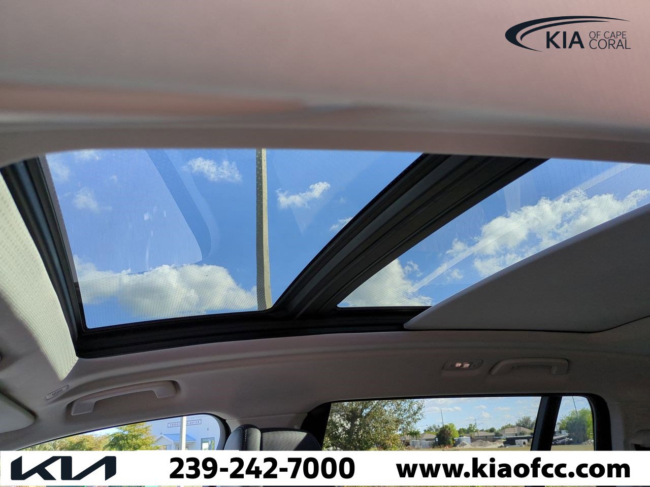 Used 2022 BMW X7 xDrive40i w/ Executive Package image 21