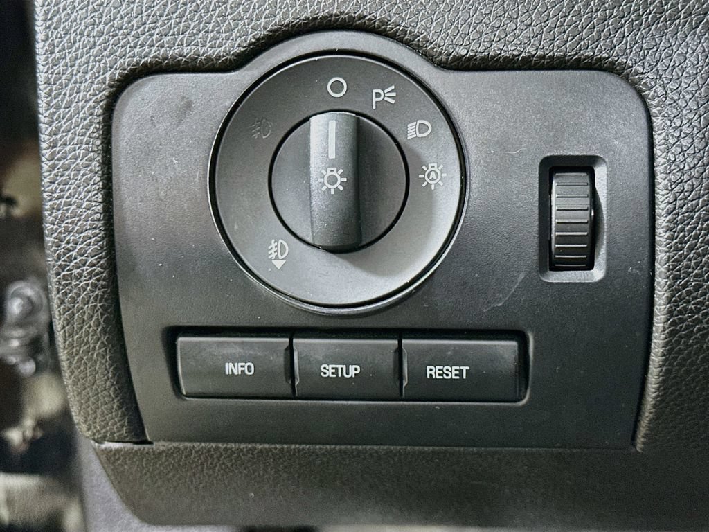 Used 2011 Ford Mustang GT Premium w/ Electronics Pkg RWD image 12
