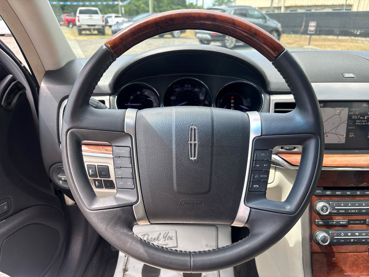 Used 2012 Lincoln MKZ FWD image 10
