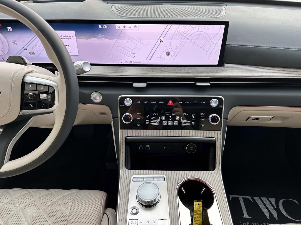 Used 2025 Genesis GV80 3.5T Prestige image 31