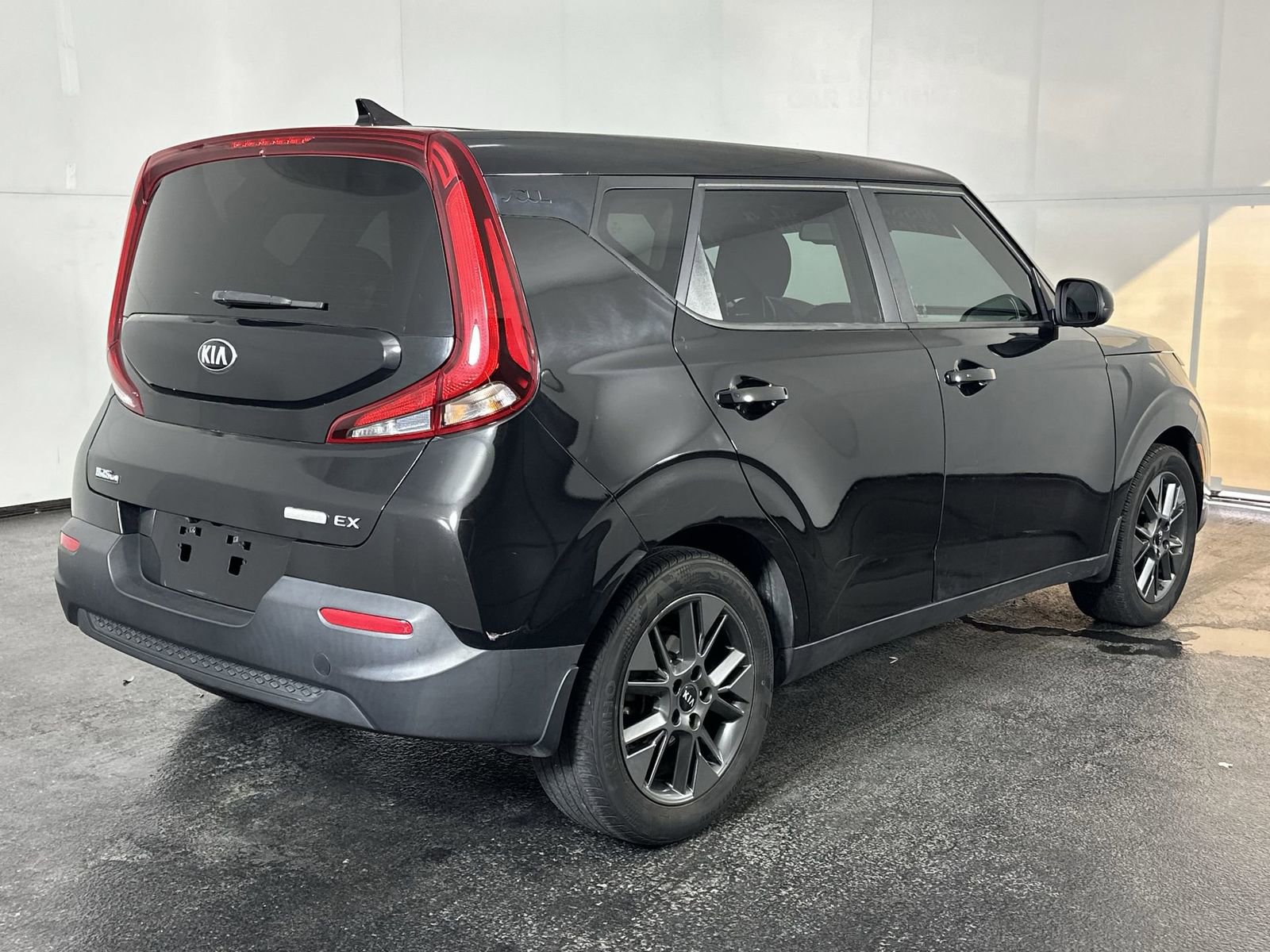 Used 2020 Kia Soul EX FWD image 8