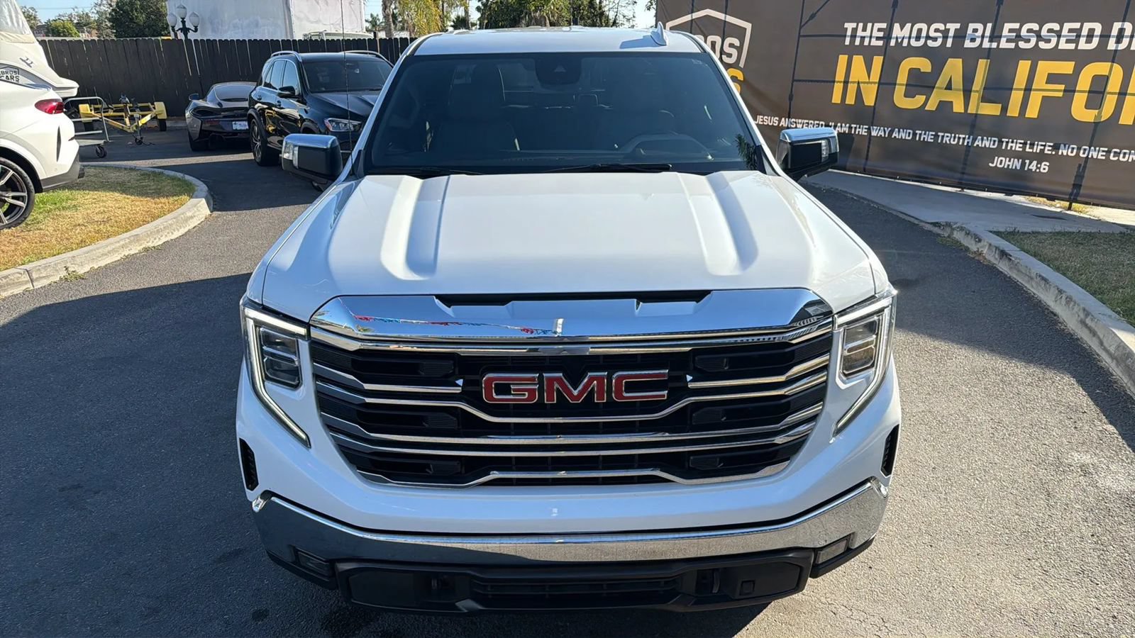 Used 2023 GMC Sierra 1500 SLT RWD image 10