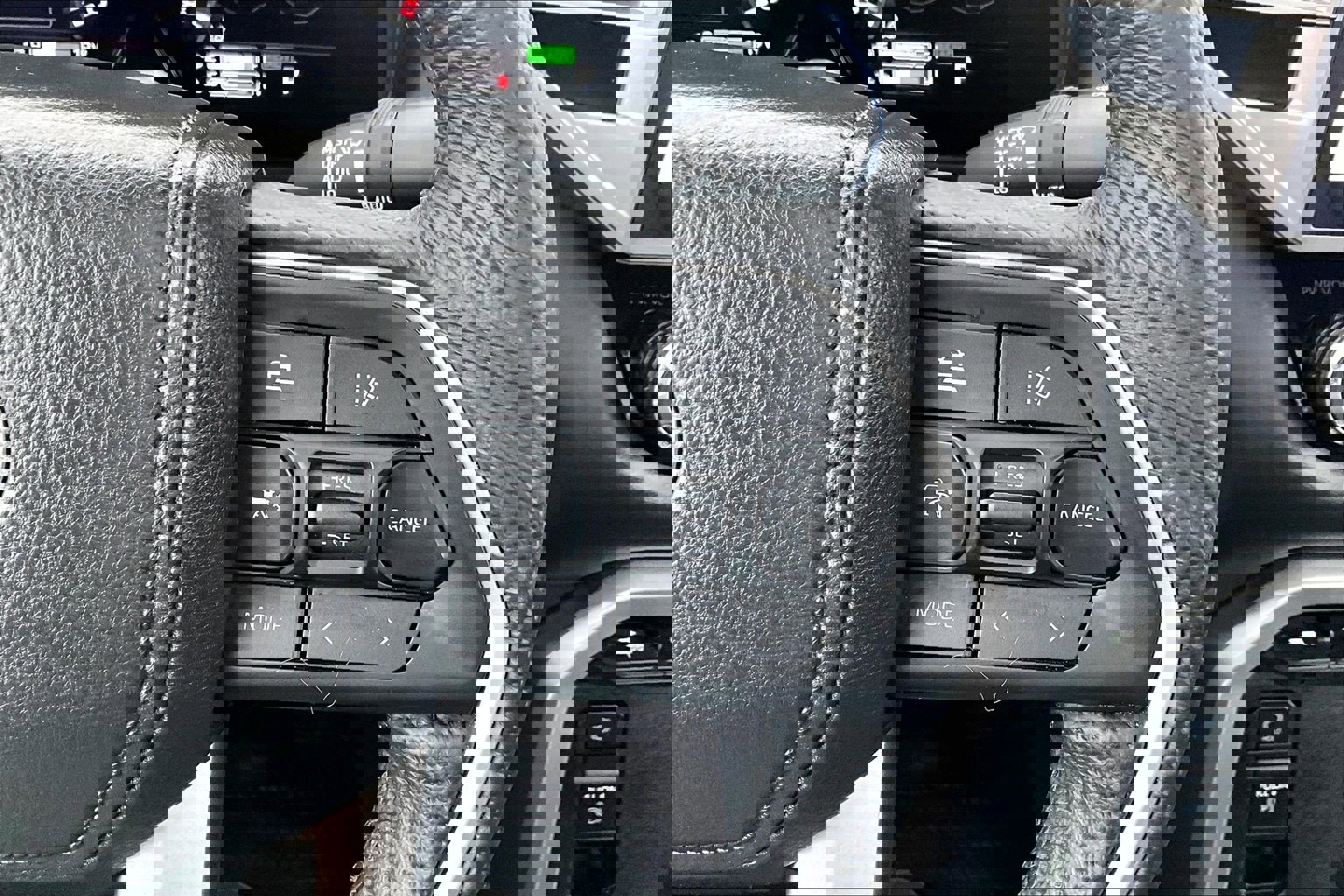 Used 2025 Toyota Tundra Platinum image 18