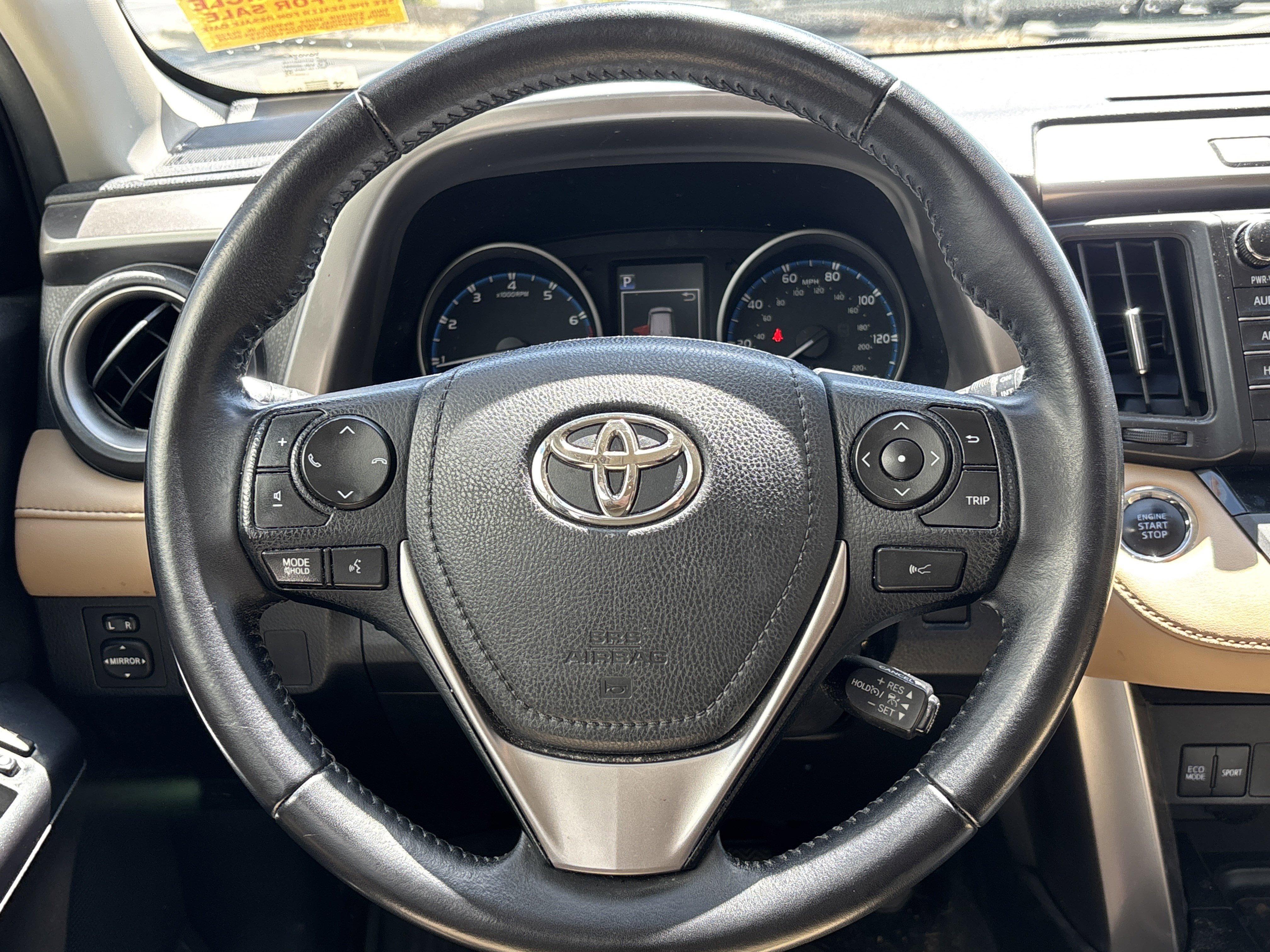 Used 2017 Toyota RAV4 XLE AWD/4WD image 17