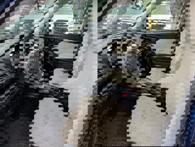 Used 2018 Subaru Impreza 2.0i Premium image 9