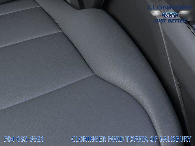 New 2025 Ford F150 Lightning Flash image 18