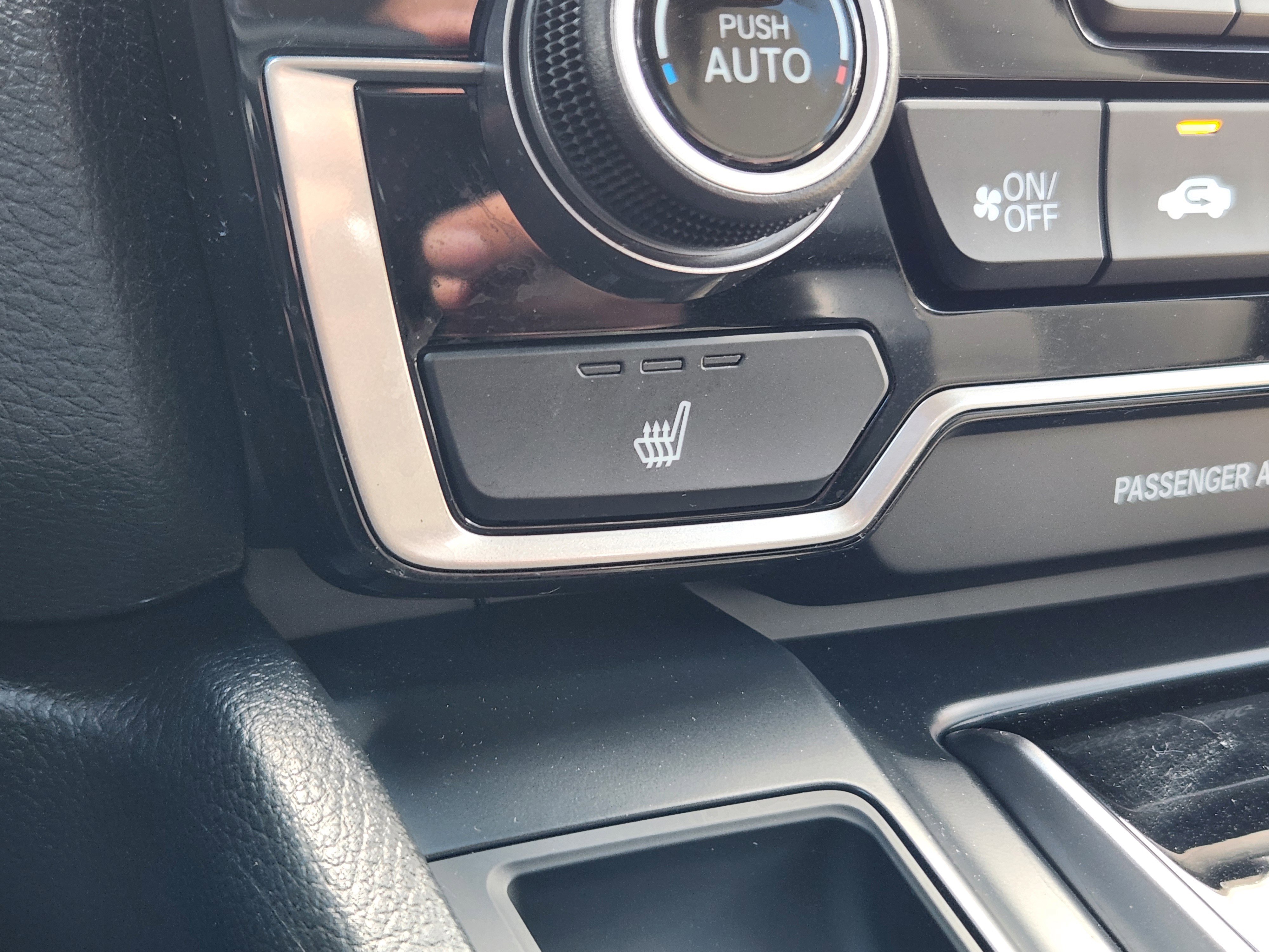 Used 2019 Honda CR-V Touring image 29