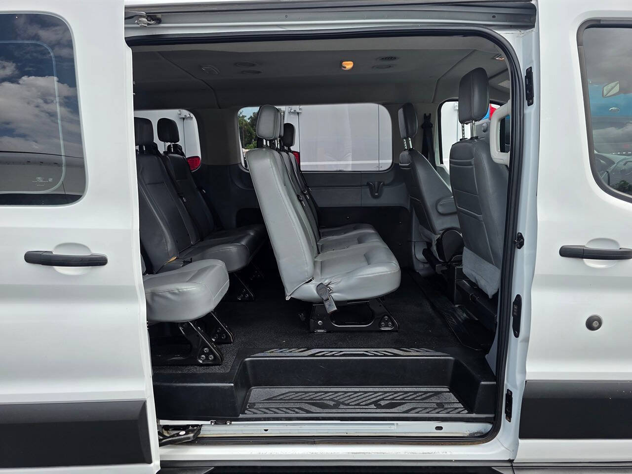 Used 2019 Ford Transit 350 XL RWD image 15